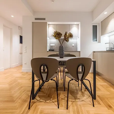 Phaedrus Living: Executive Flat Kolonaki * Αθήνα