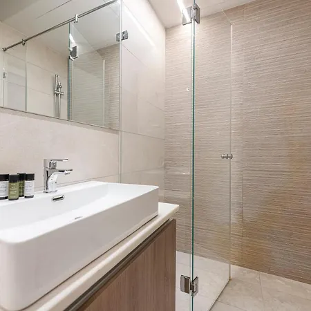 Phaedrus Living: Executive Flat Kolonaki * Αθήνα